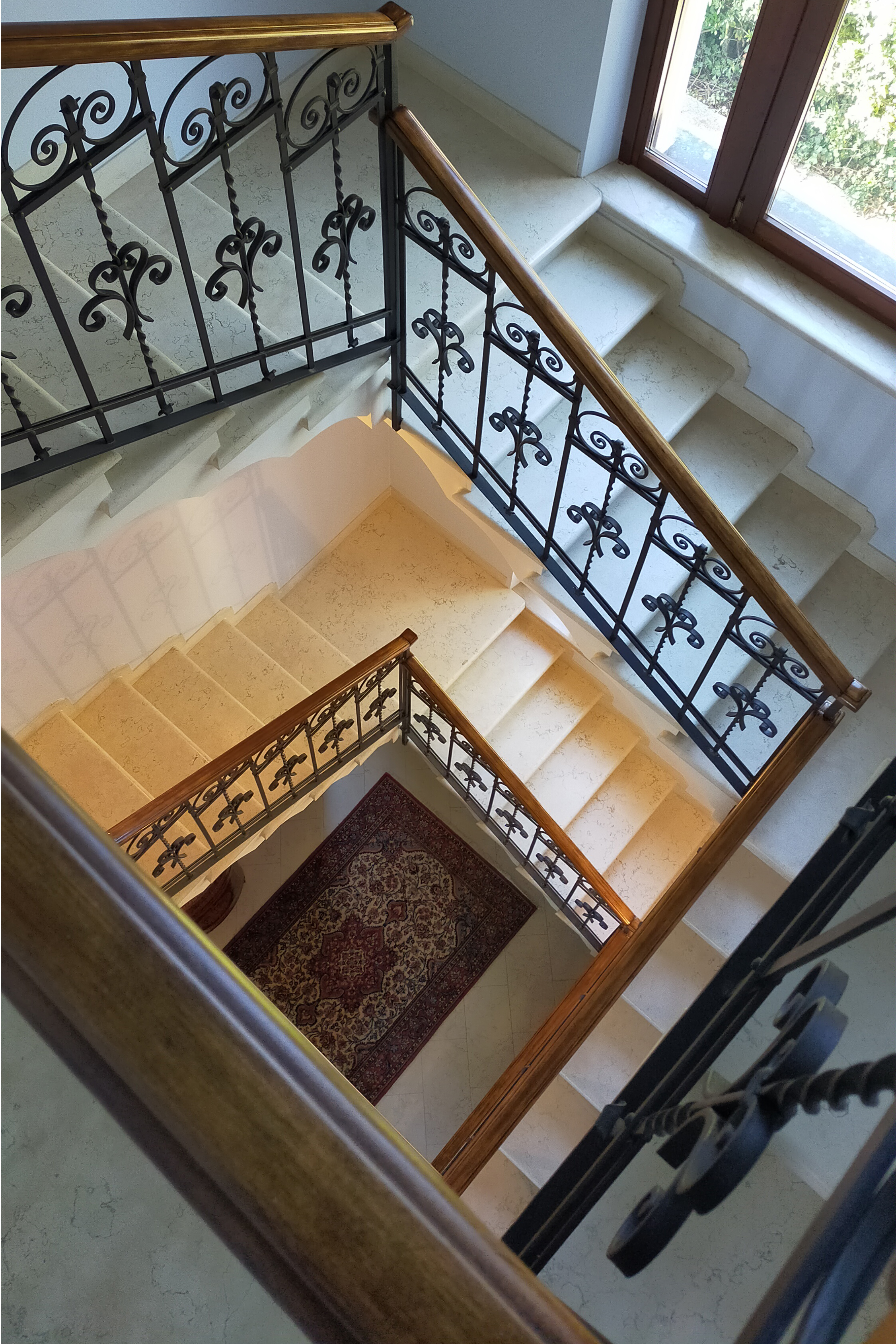 Scala villa Liberty Padenghe sul Garda